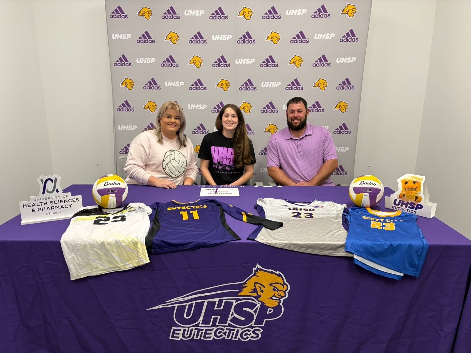 McKenna Gentry - Scott city - signed with university of health sciences and pharmacy